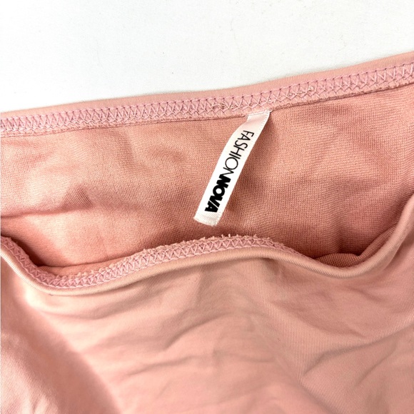 Blush pink 2 piece bikini size medium - Picture 4 of 5